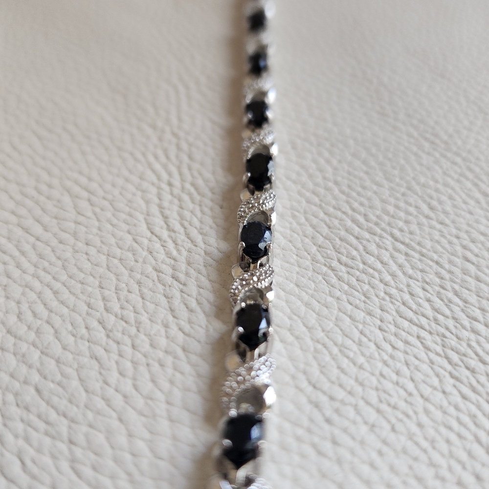 Stunning 7.2ct Sapphire Bracelet and Diamond Infinity Bracelet